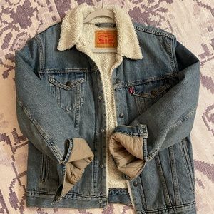 Levi’s Sherpa Lined Trucker Jacket